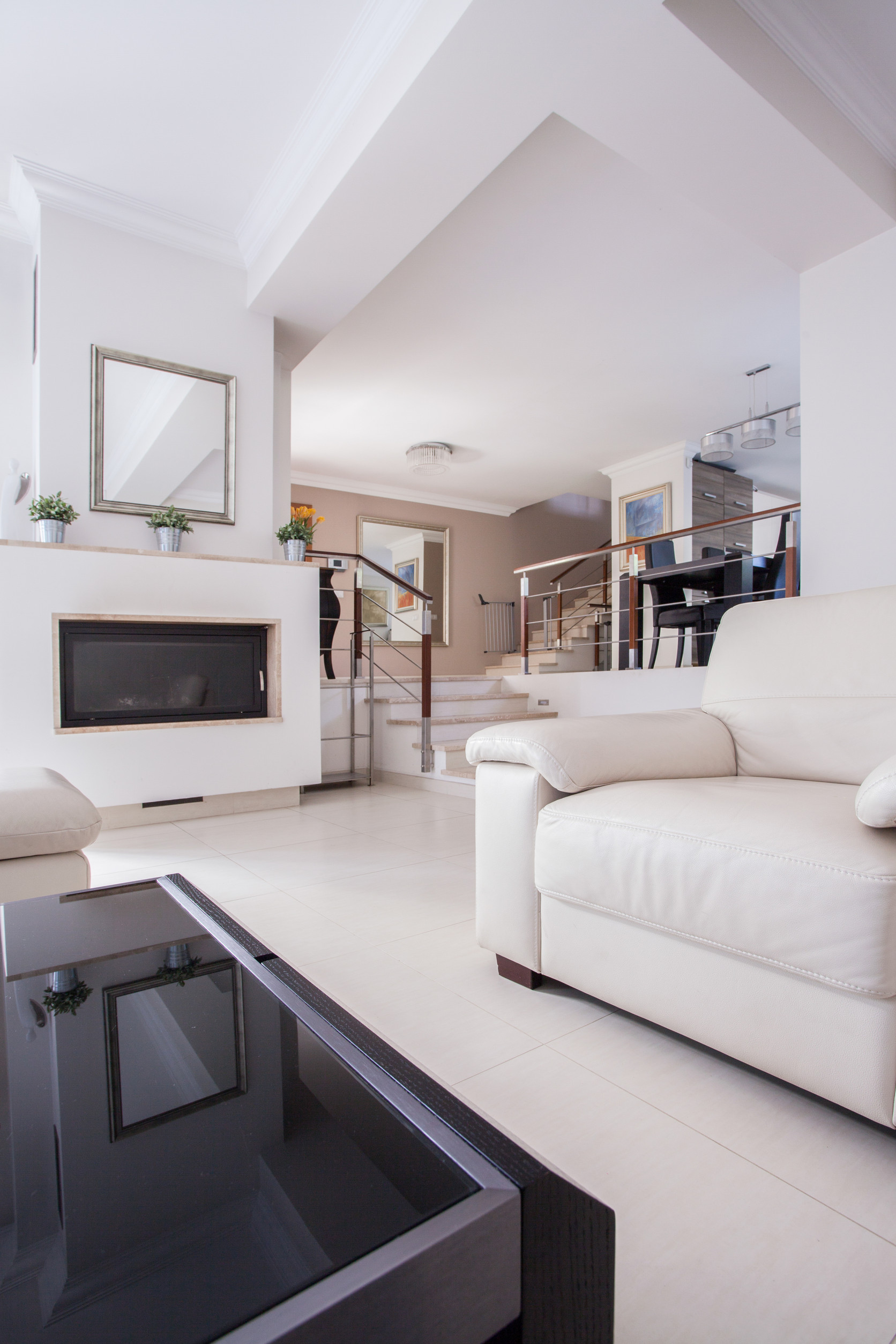 公司簡介示意圖